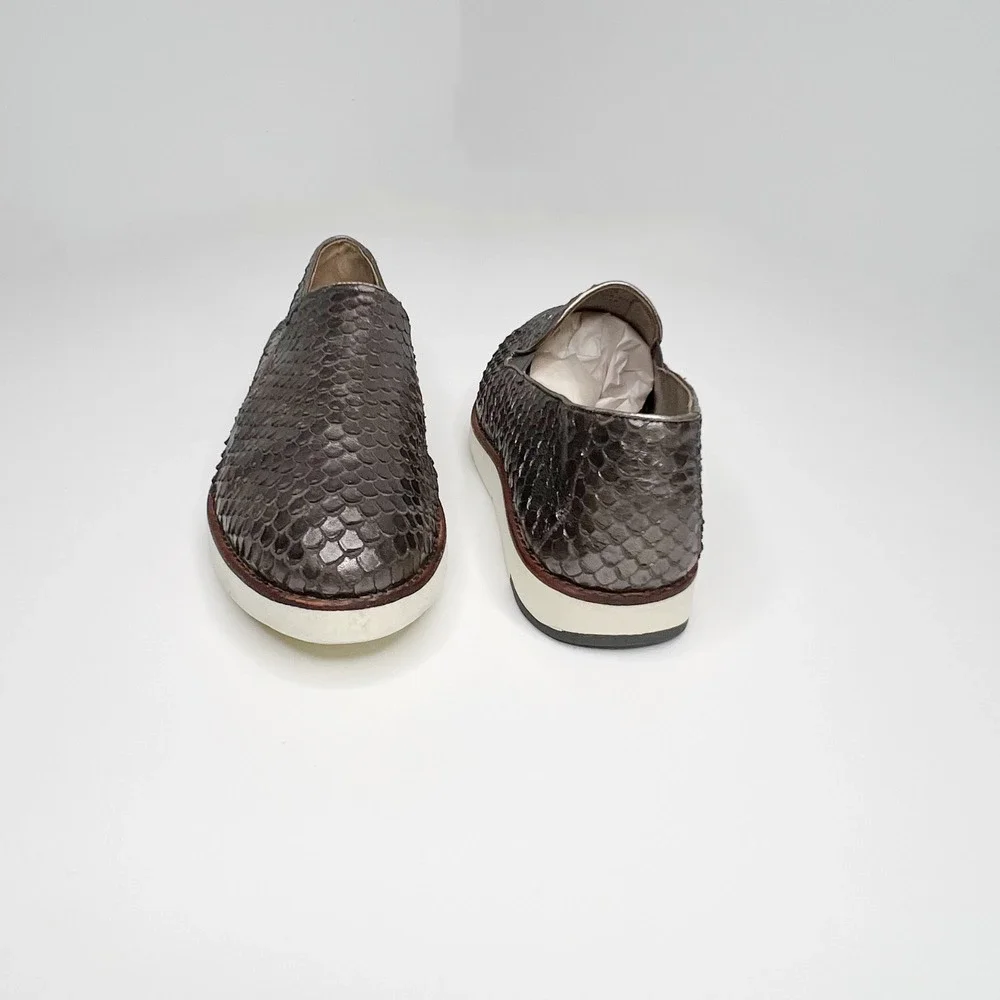 JOHNSTON &‎ MURPHY Embossed Slip on Leather Loafers 9
